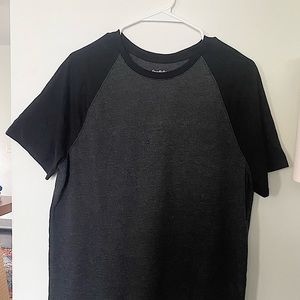 Brand new Goodfellow & Co men’s medium tee shirt.